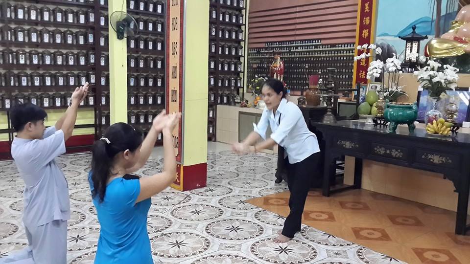 thanh thieu nien tap van nghe chuan bi le phat dan 2559 3